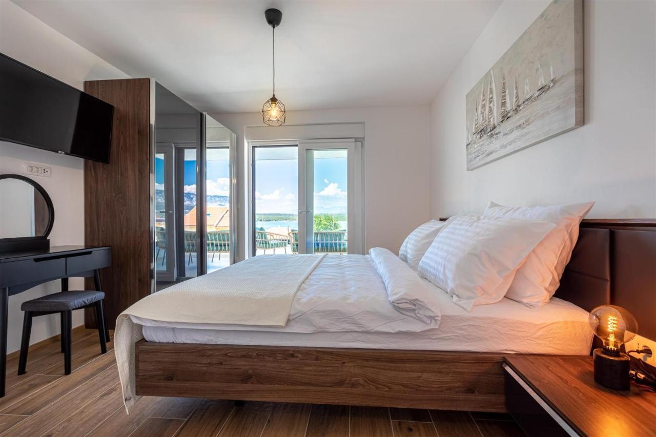 Villa Manhattan Dobrinj Eksteriør bilde