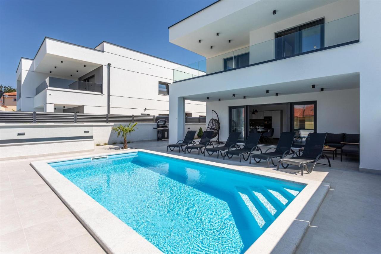 Villa Manhattan Dobrinj Eksteriør bilde